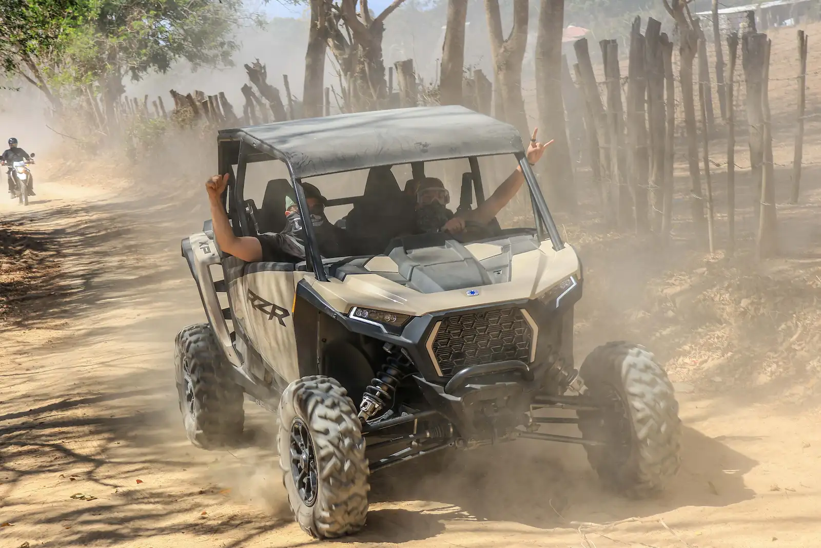 Images of RZR's for Capomo Rout